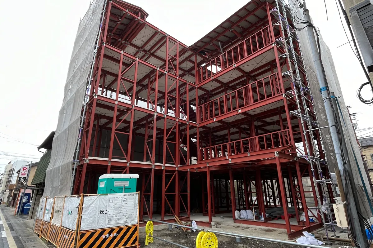 施工現場の外観風景